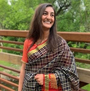 Meet your Posher, Dhara